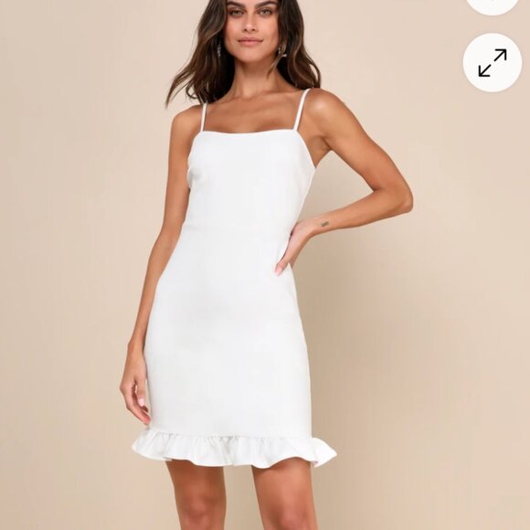 Size Small Lulus White Mini Dress with Ruffle Bottom - Picture 1 of 1